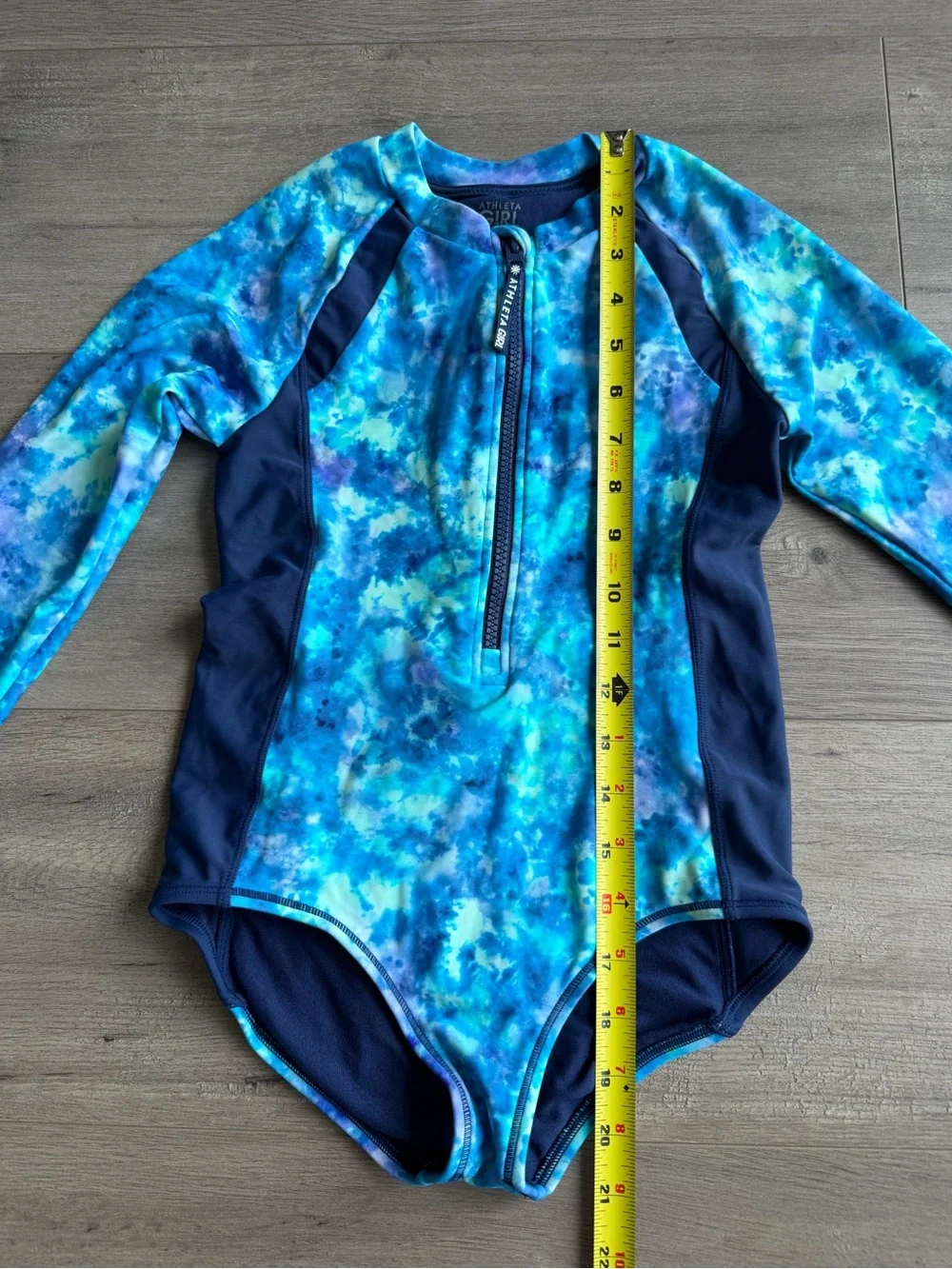 Athleta Girl Daybreak One Piece Rashguard swimsuit - size M (8-10)